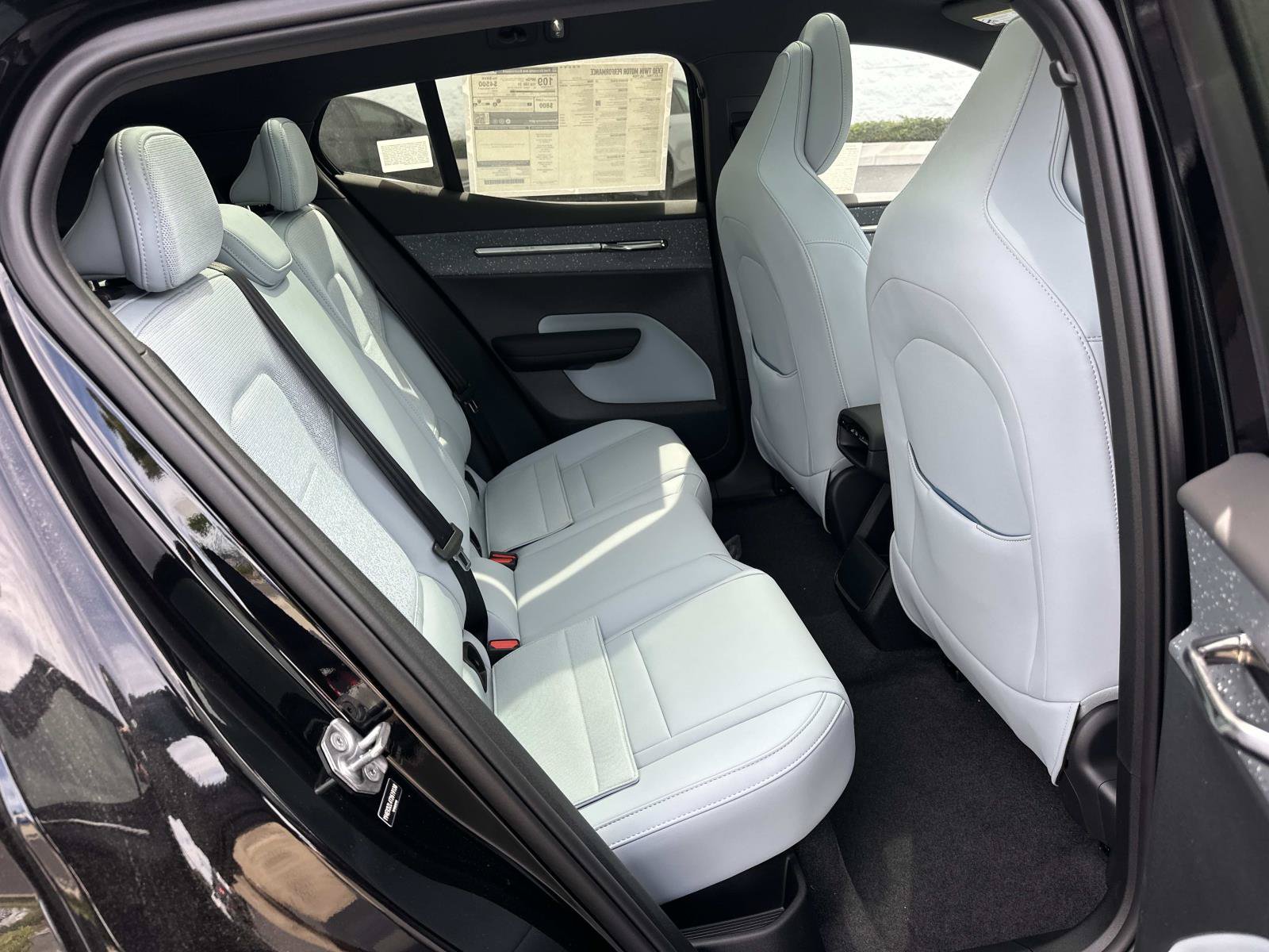 New 2026 Volvo EX30 Ultra w/ Climate Package AWD/4WD image 19