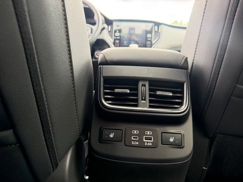 Used 2023 Subaru Outback Wilderness AWD/4WD image 14