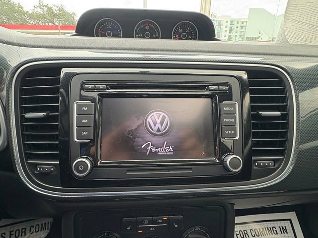 Used 2013 Volkswagen Beetle Turbo FWD image 21