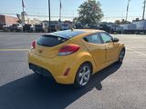 Used 2015 Hyundai Veloster image 5