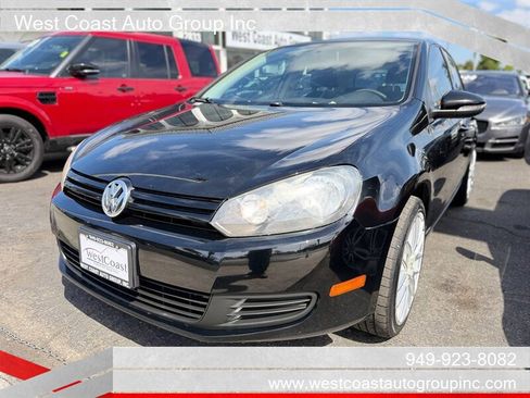 Used 2010 Volkswagen Golf 4-Door FWD image 1
