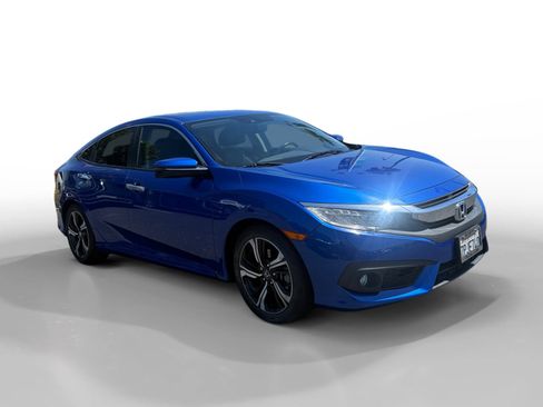 Used 2016 Honda Civic Touring image 7