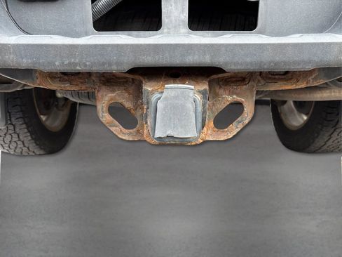 Used 2017 Toyota Tacoma Limited image 14