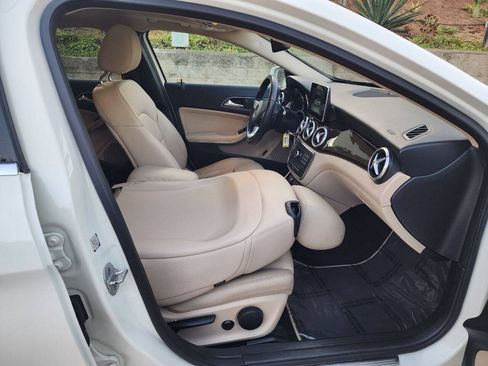Used 2016 Mercedes-Benz GLA 250 image 23