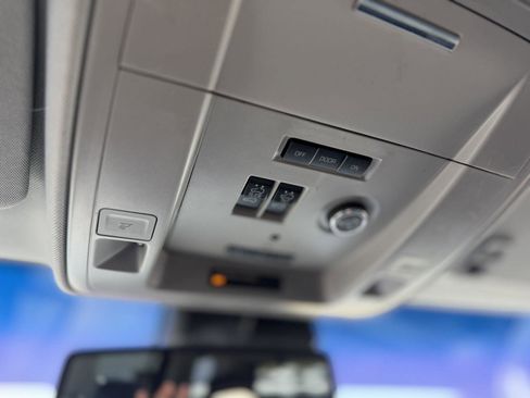 Used 2017 Chevrolet Tahoe Premier image 18