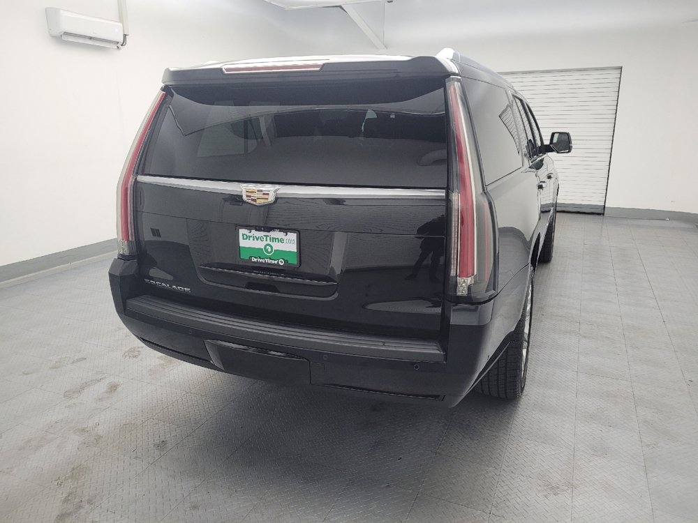 Used 2017 Cadillac Escalade ESV Platinum AWD/4WD image 7
