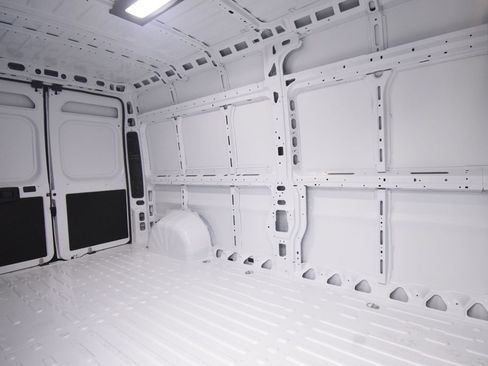 New 2026 RAM ProMaster 2500 w/ Convenience Group FWD image 19