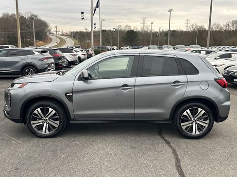 Used 2025 Mitsubishi Outlander Sport LE image 5