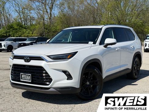 Used 2024 Toyota Grand Highlander AWD Hybrid image 1