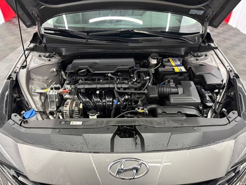 Used 2023 Hyundai Elantra Limited FWD image 37