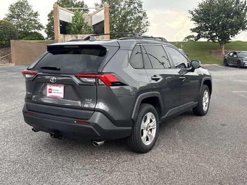 Certified 2021 Toyota RAV4 XLE AWD/4WD image 5
