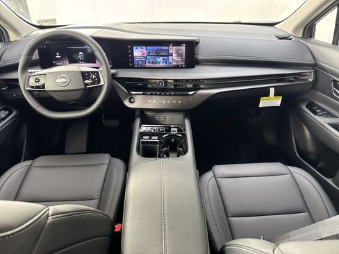 Used 2025 Nissan Murano SV AWD/4WD image 23