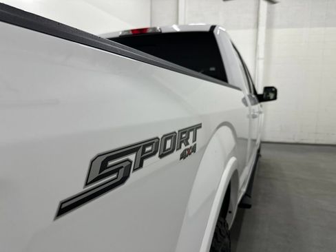 Used 2018 Ford F150 XLT w/ Equipment Group 302A Luxury AWD/4WD image 10