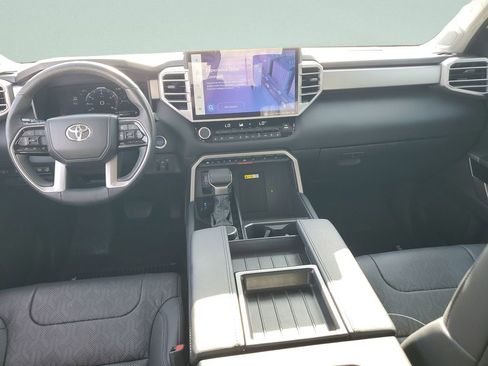 Used 2023 Toyota Tundra Limited AWD/4WD image 11