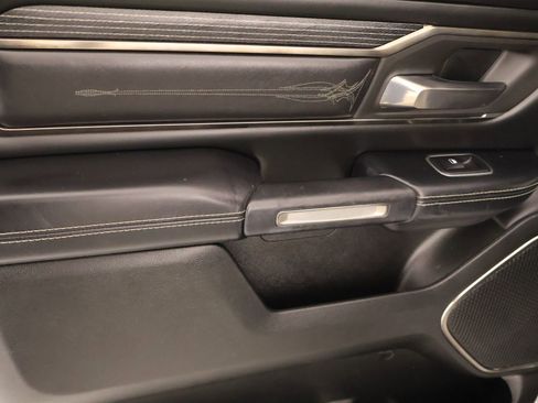 Used 2019 RAM 1500 Limited w/ Advanced Safety Group AWD/4WD image 17