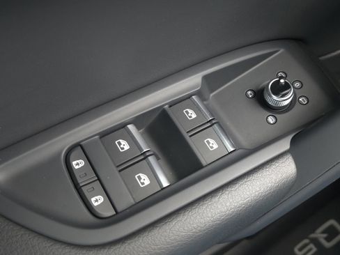 Used 2023 Audi Q5 2.0T Premium w/ Convenience Package image 32