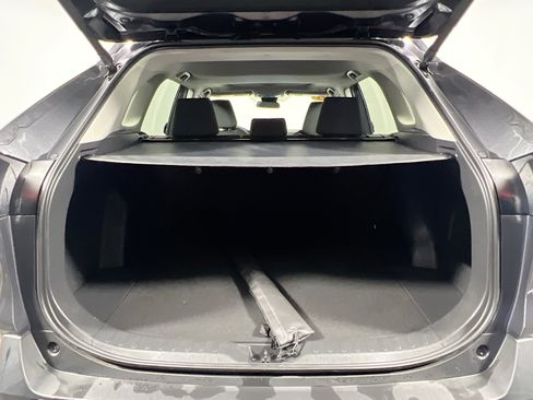 Used 2025 Toyota RAV4 XLE w/ Convenience Package FWD image 33
