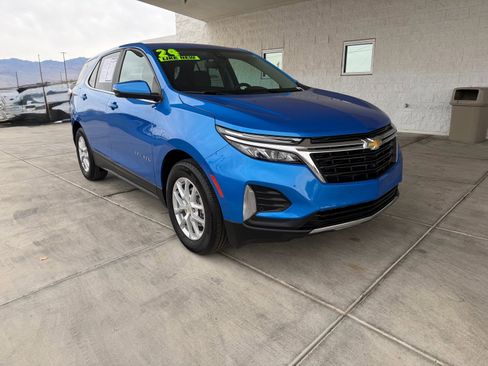 Used 2024 Chevrolet Equinox LT image 1