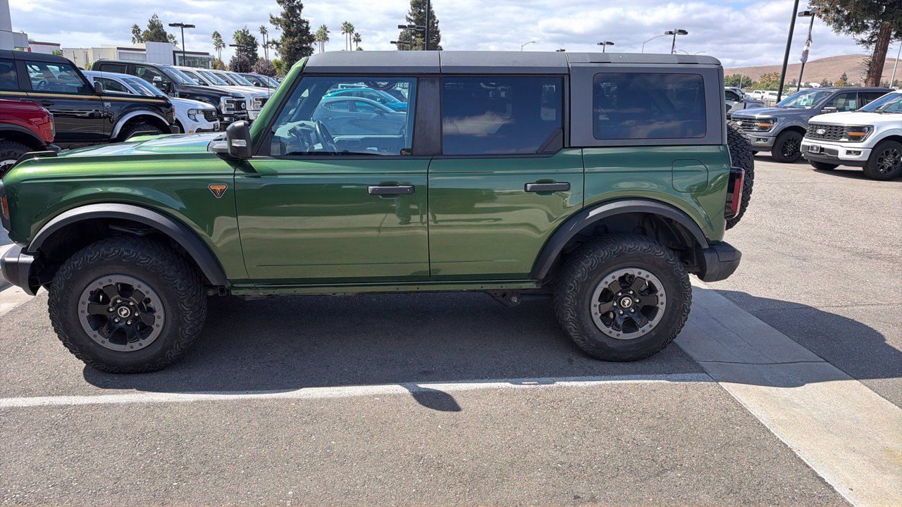 Certified 2023 Ford Bronco Badlands AWD/4WD image 6