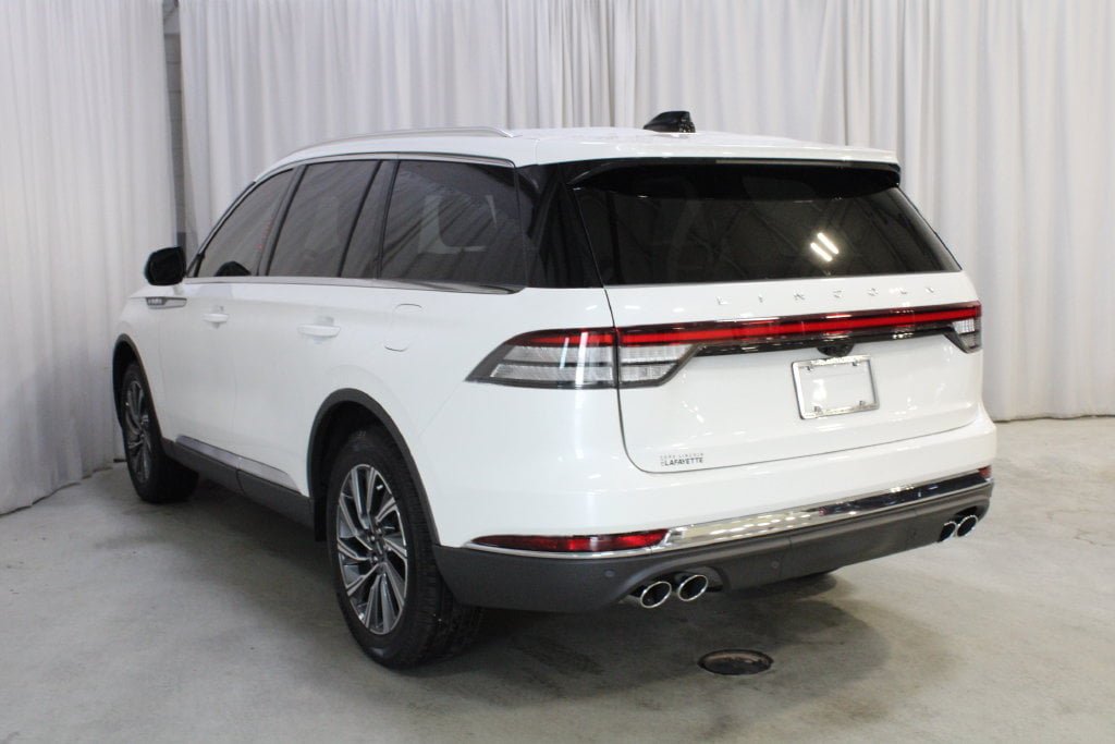New 2026 Lincoln Aviator AWD image 24