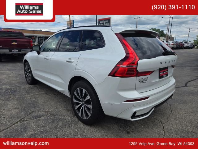 Used 2023 Volvo XC60 B5 Plus AWD/4WD image 6