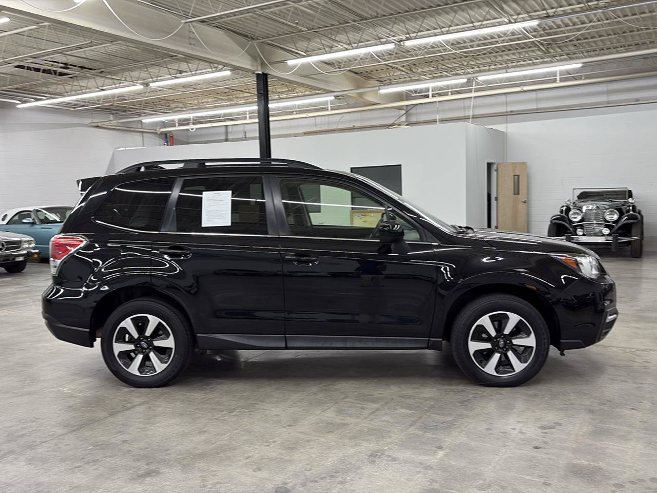 Used 2017 Subaru Forester 2.5i Limited w/ Popular Package #2 AWD/4WD image 6