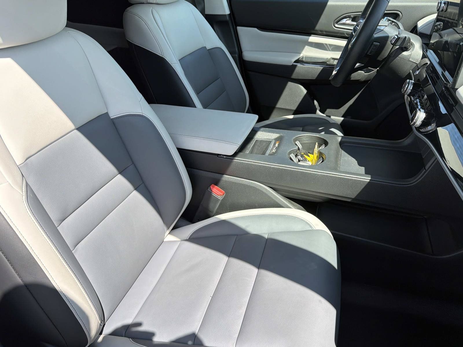 Used 2025 Honda Prologue Touring image 24