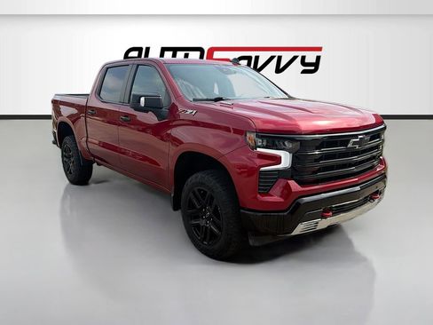 Used 2024 Chevrolet Silverado 1500 LT Trail Boss w/ Convenience Package II AWD/4WD image 1