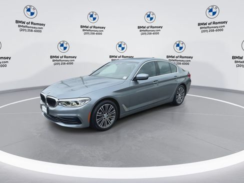 Used 2019 BMW 540i xDrive w/ Premium Package AWD/4WD image 4