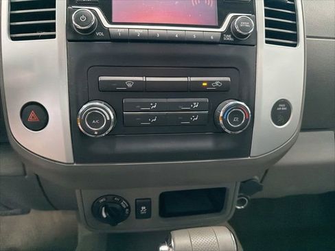 Used 2016 Nissan Frontier SV AWD/4WD image 19