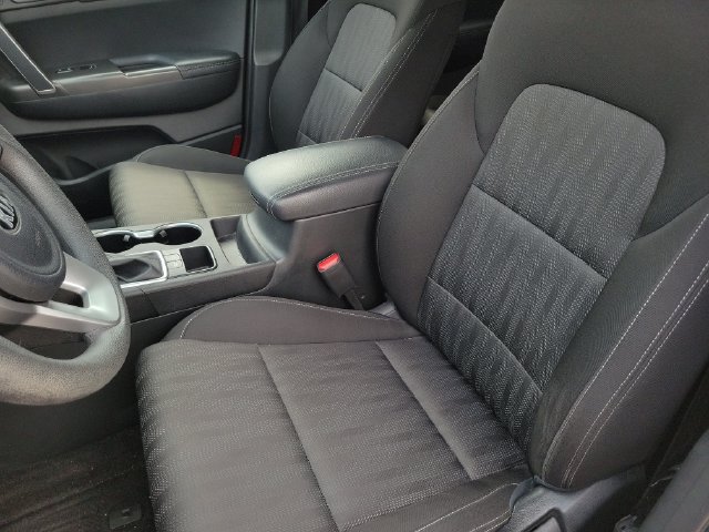 Used 2021 Kia Sportage LX FWD image 16