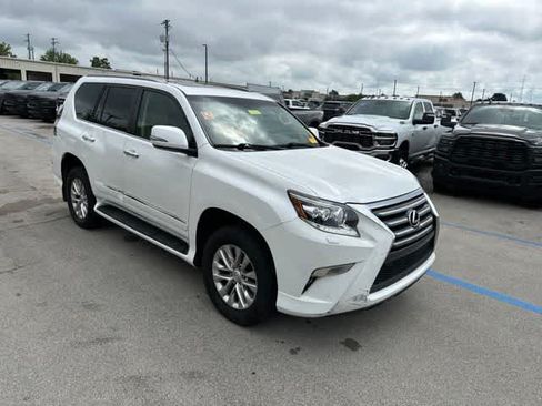 Used 2018 Lexus GX 460 Premium w/ Premium Package AWD/4WD image 25