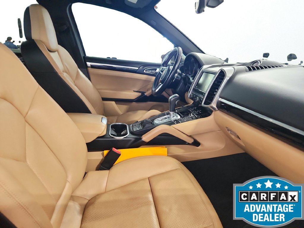 Used 2016 Porsche Cayenne AWD/4WD image 22