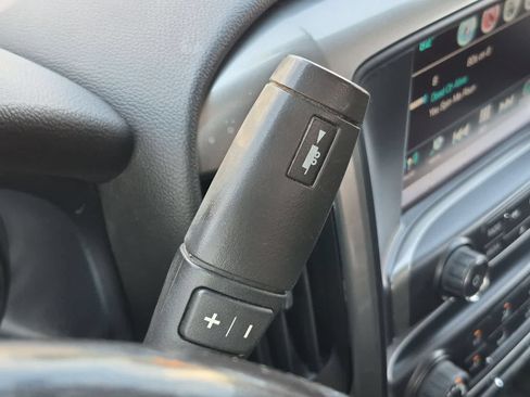 Used 2018 Chevrolet Silverado 2500 LT AWD/4WD image 32