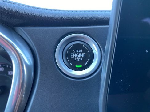 Used 2023 Chevrolet Blazer LT image 14