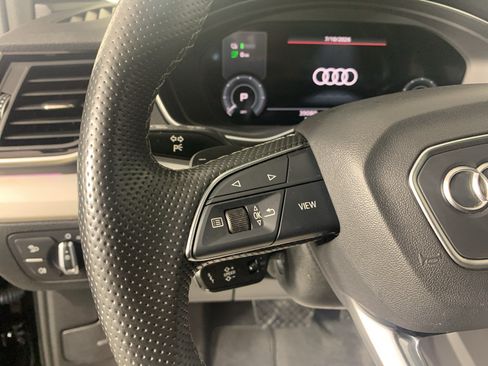 Used 2022 Audi Q5 e Prestige AWD/4WD image 18