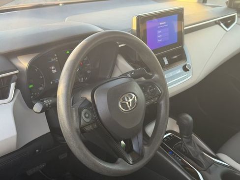 Used 2024 Toyota Corolla LE FWD image 10