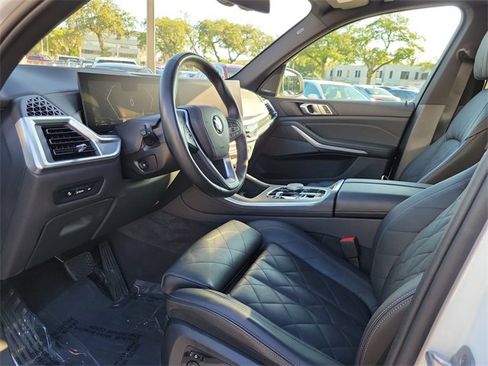 Used 2025 BMW X5 sDrive40i image 12