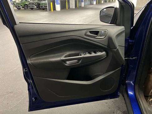 Used 2016 Ford Escape S image 15