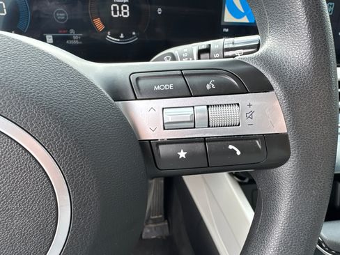 Used 2025 Hyundai Tucson SEL image 25