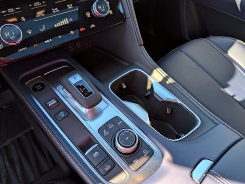 New 2026 INFINITI QX60 Sport image 18