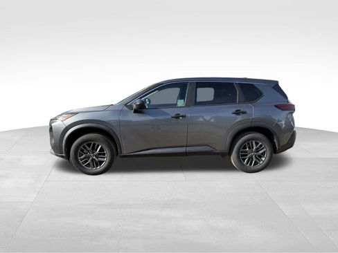 Used 2023 Nissan Rogue S FWD image 6