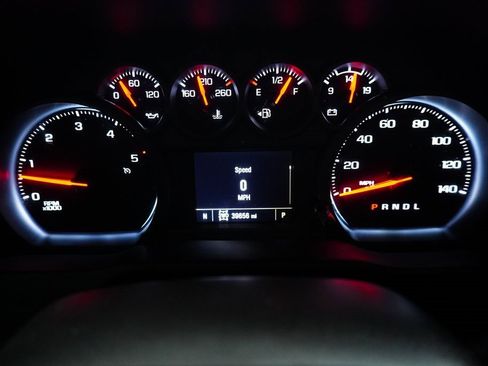 Used 2024 Chevrolet Silverado 2500 W/T image 13