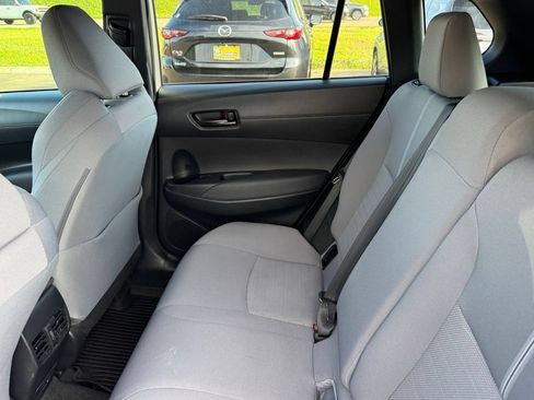 Used 2024 Toyota Corolla Cross AWD Hybrid image 11