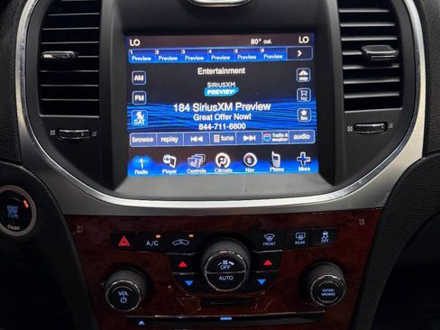 Used 2014 Chrysler 300 AWD w/ Driver Convenience Group image 27