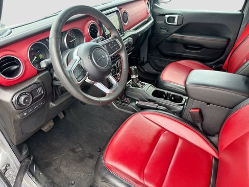 Used 2023 Jeep Wrangler Unlimited Rubicon 4xe AWD/4WD image 25