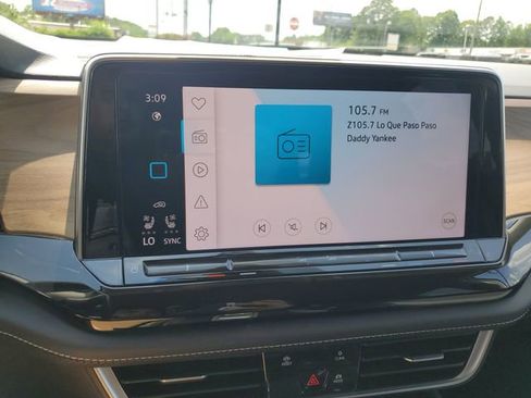 Certified 2025 Volkswagen Atlas SE AWD/4WD image 31