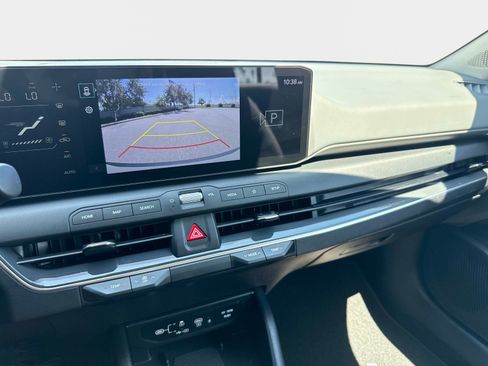 Used 2025 Kia K4 EX FWD image 22