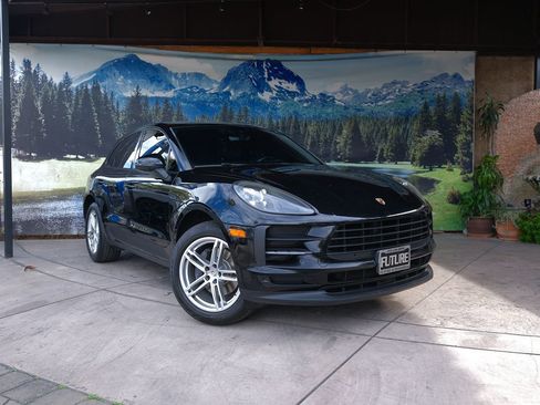 Used 2019 Porsche Macan image 3