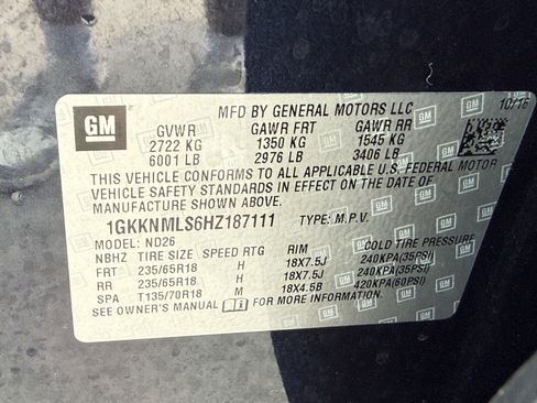 Used 2017 GMC Acadia SLT image 36